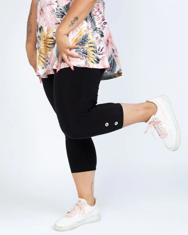2-Button Capri Leggings - Black LABB