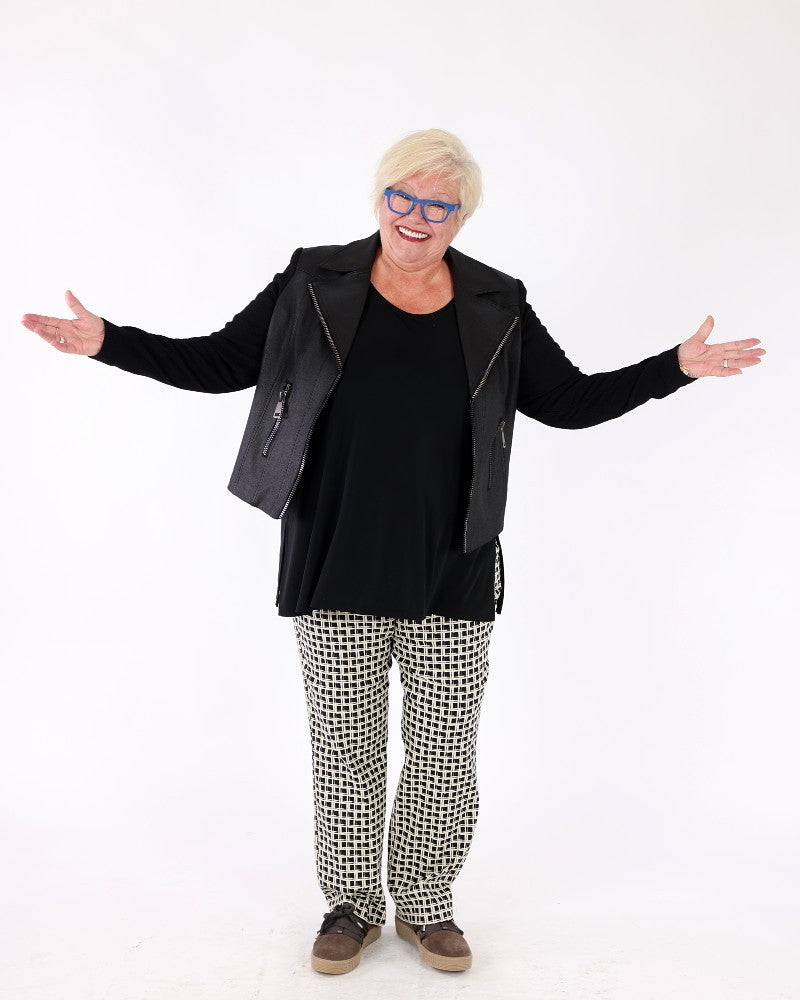 Vintage Metallic Faux Leather And Rib Knit Jacket Black - Charlie B
