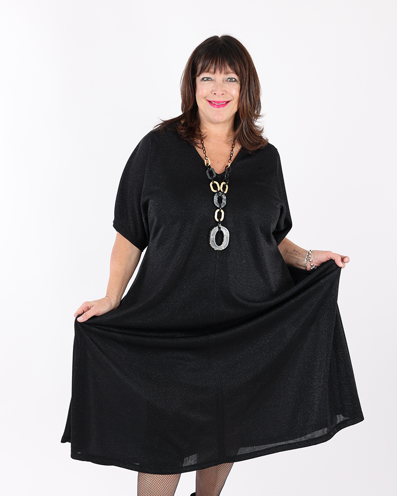 Shimmering black V-neck dress - Mat