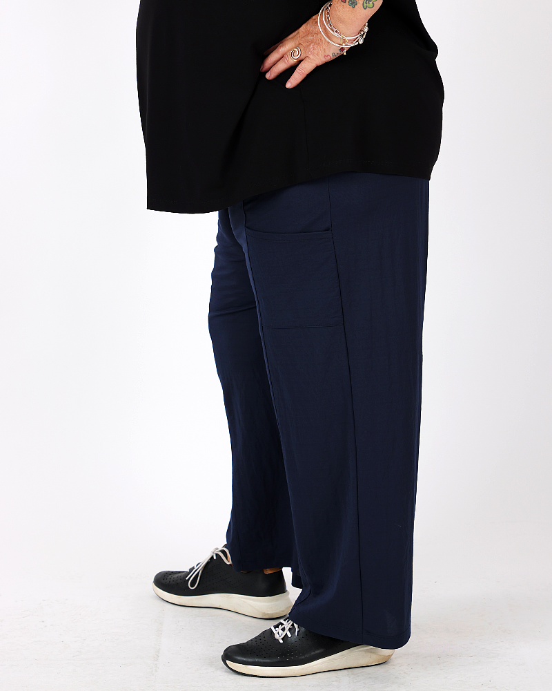 Figuier Navy Blue Pants - G!oze