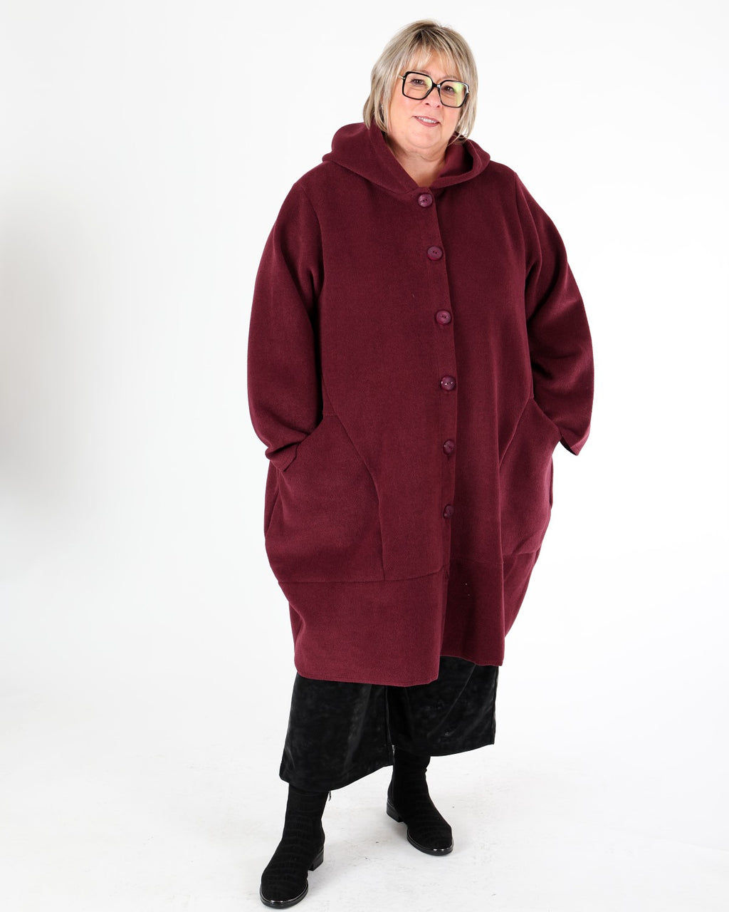 Manteau long à capuchon Alcazar Bordeaux – G!OZE