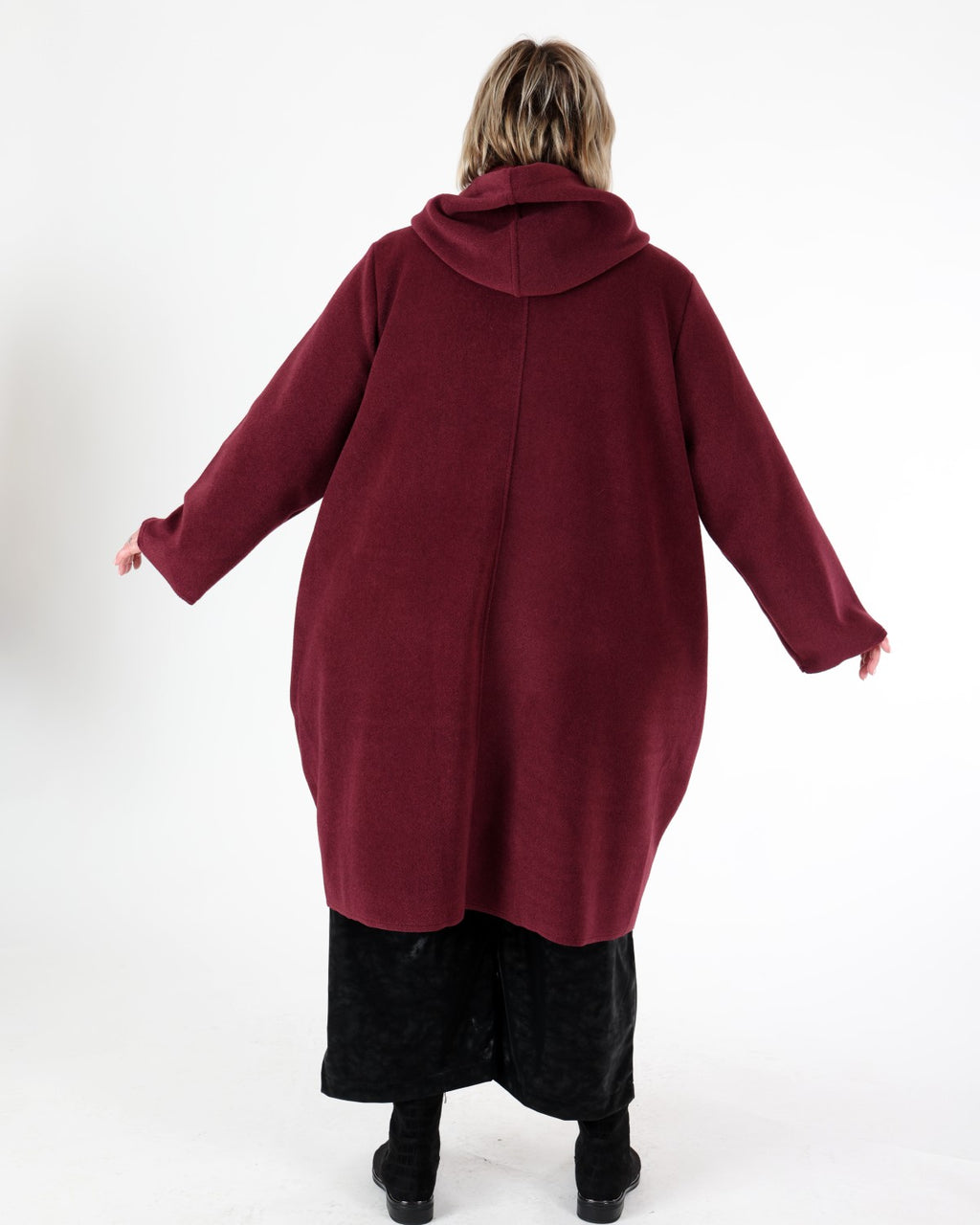 Manteau long à capuchon Alcazar Bordeaux – G!OZE